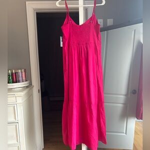 **closet clean out 😊** NWT Size M